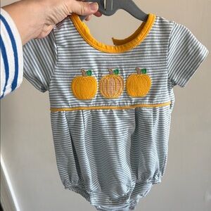 Jellybean pumpkin boy bubble